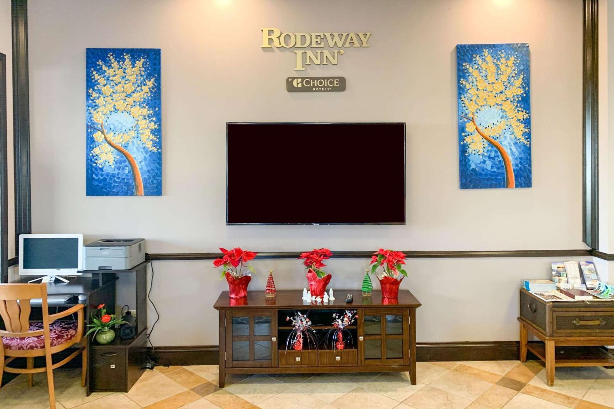 Rodeway Inn Sun City Center Екстериор снимка