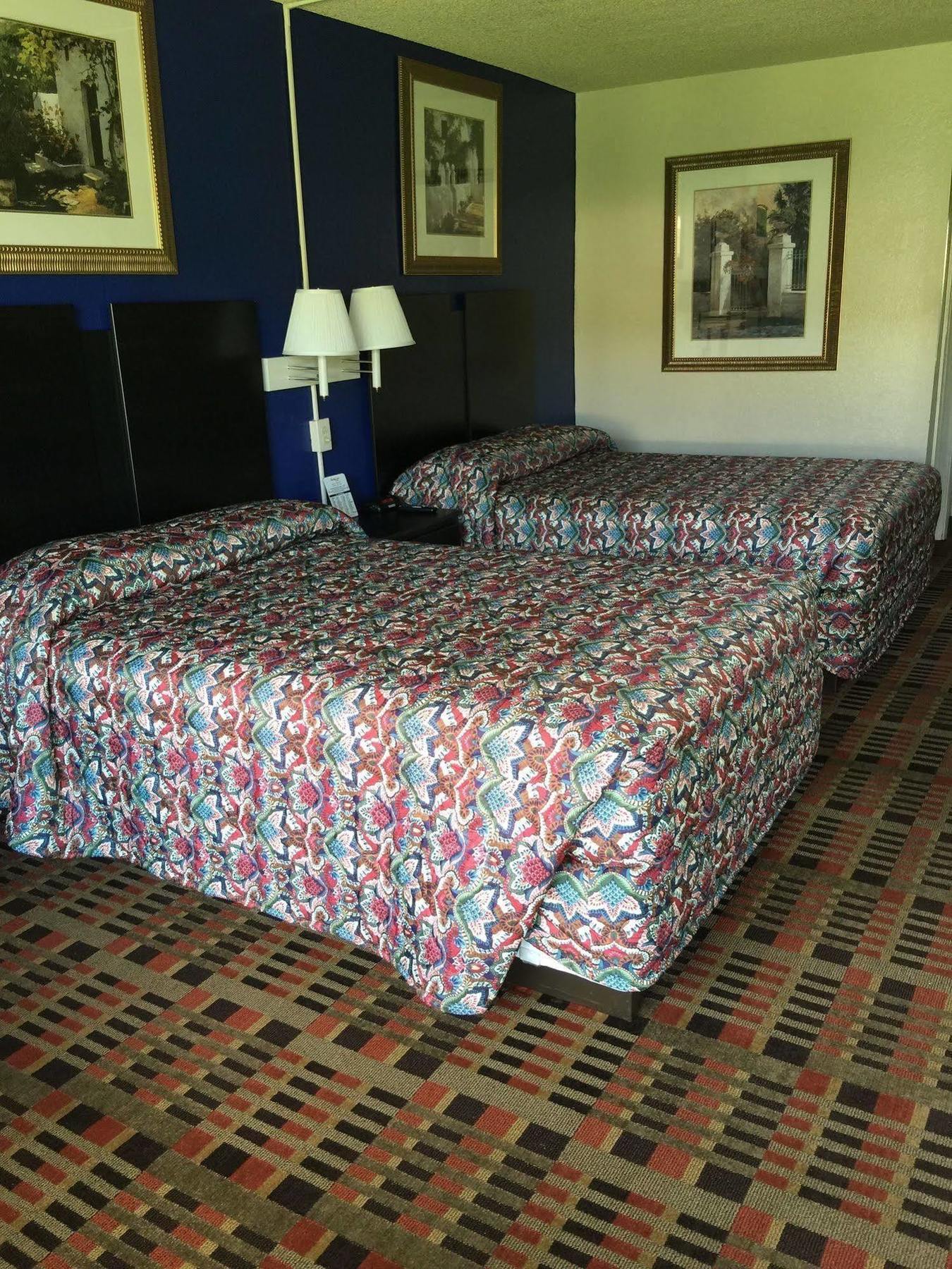 Rodeway Inn Sun City Center Екстериор снимка